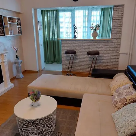 Apartament Central Renovat 3 Apartment Bucharest