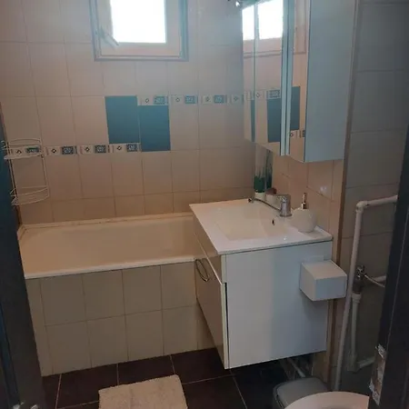 Apartament Central Renovat 3 *